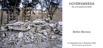 Flyer "Hoyerswerda - die schrumpfende Stadt" von Stefan Boness, 2012